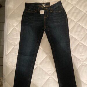 G.H. Bass & Co Size 0P Jeans BNWT